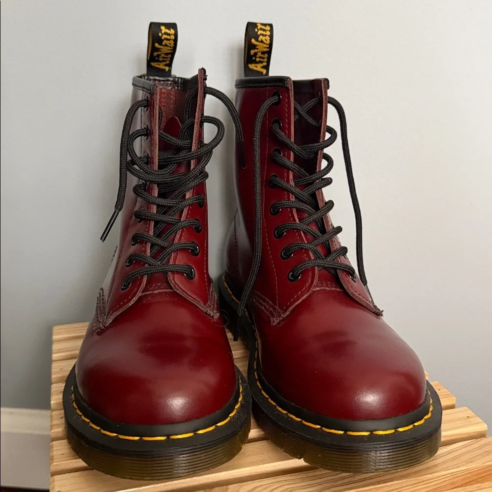Dr. Martens Cherry Red Smooth Leather 1460 Boot Size US L 7 US M 6 - Picture 2 of 16